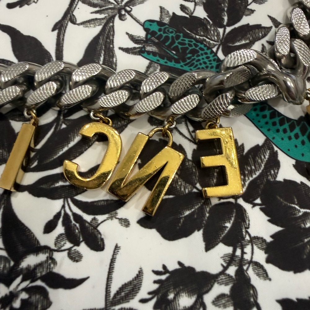 Gucci/Balenciaga Script Choker Necklace - Picture 6 of 10